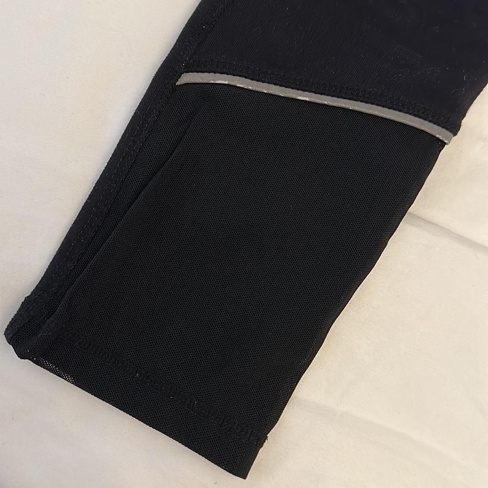 MESH DETAIL LEGGINGS - Picture 6 of 9